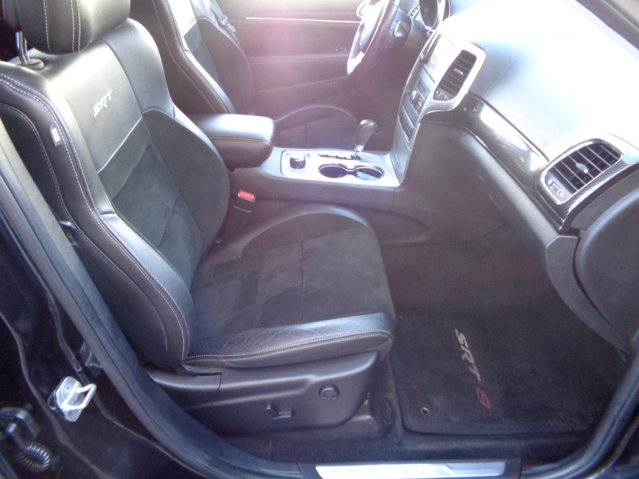 Jeep Grand Cherokee 4WD 4dr SRT8 Vapor 2013