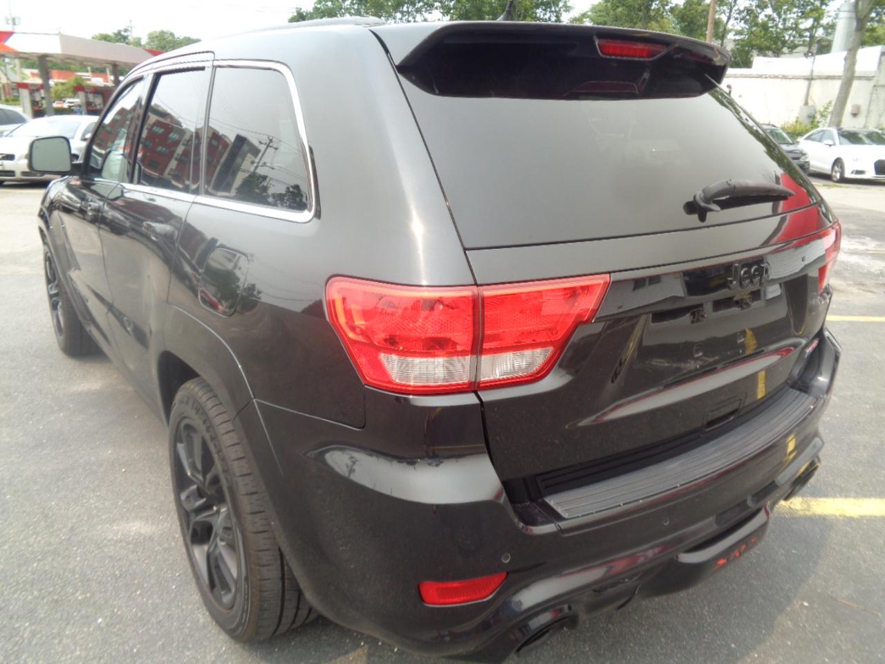 Jeep Grand Cherokee 4WD 4dr SRT8 2013