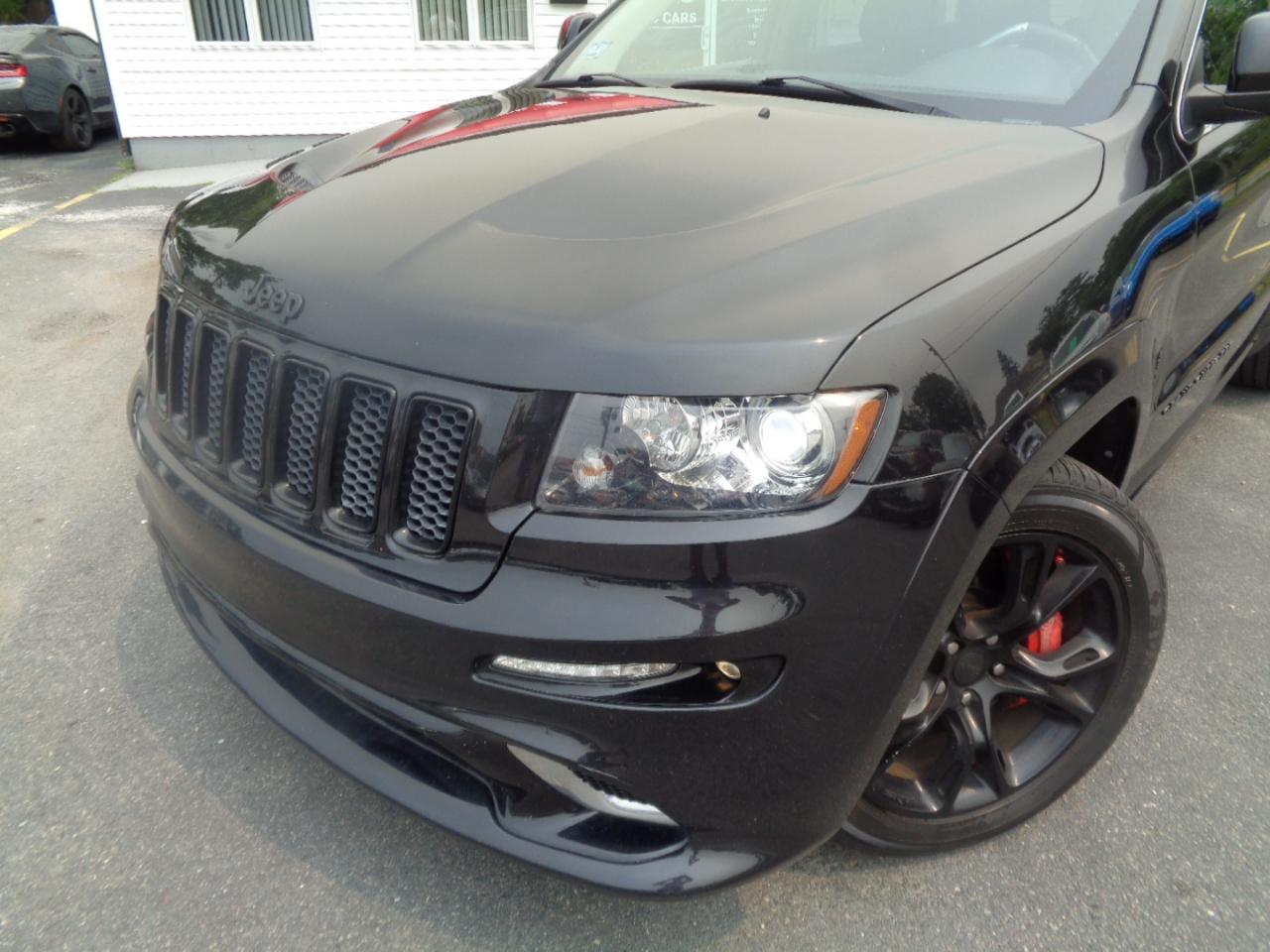 Jeep Grand Cherokee 4WD 4dr SRT8 2013