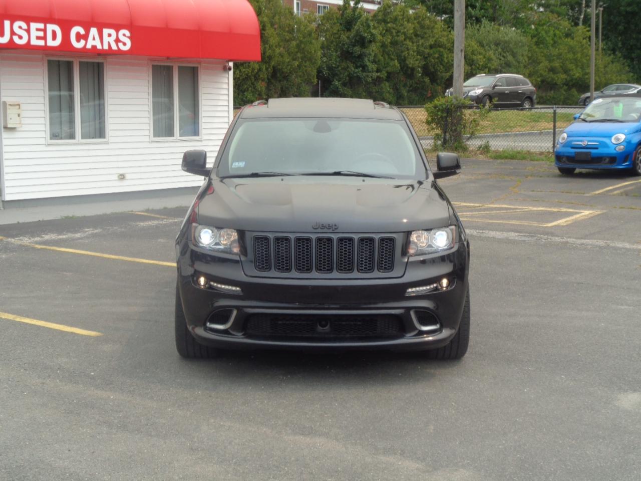 Jeep Grand Cherokee 4WD 4dr SRT8 2013