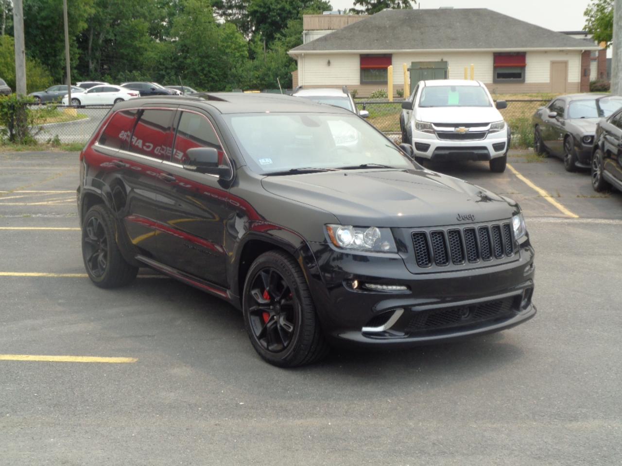 Jeep Grand Cherokee 4WD 4dr SRT8 2013