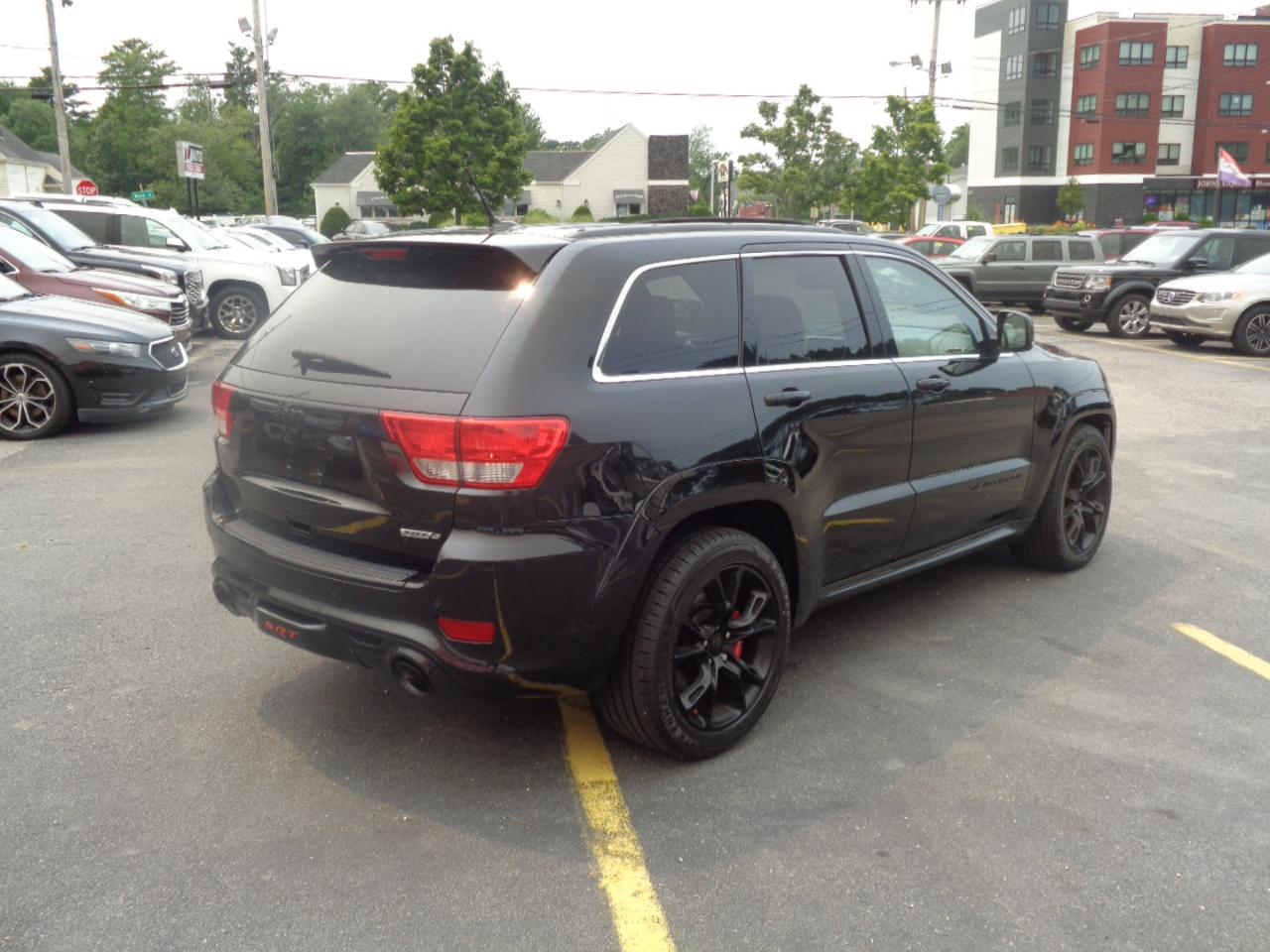 Jeep Grand Cherokee 4WD 4dr SRT8 2013
