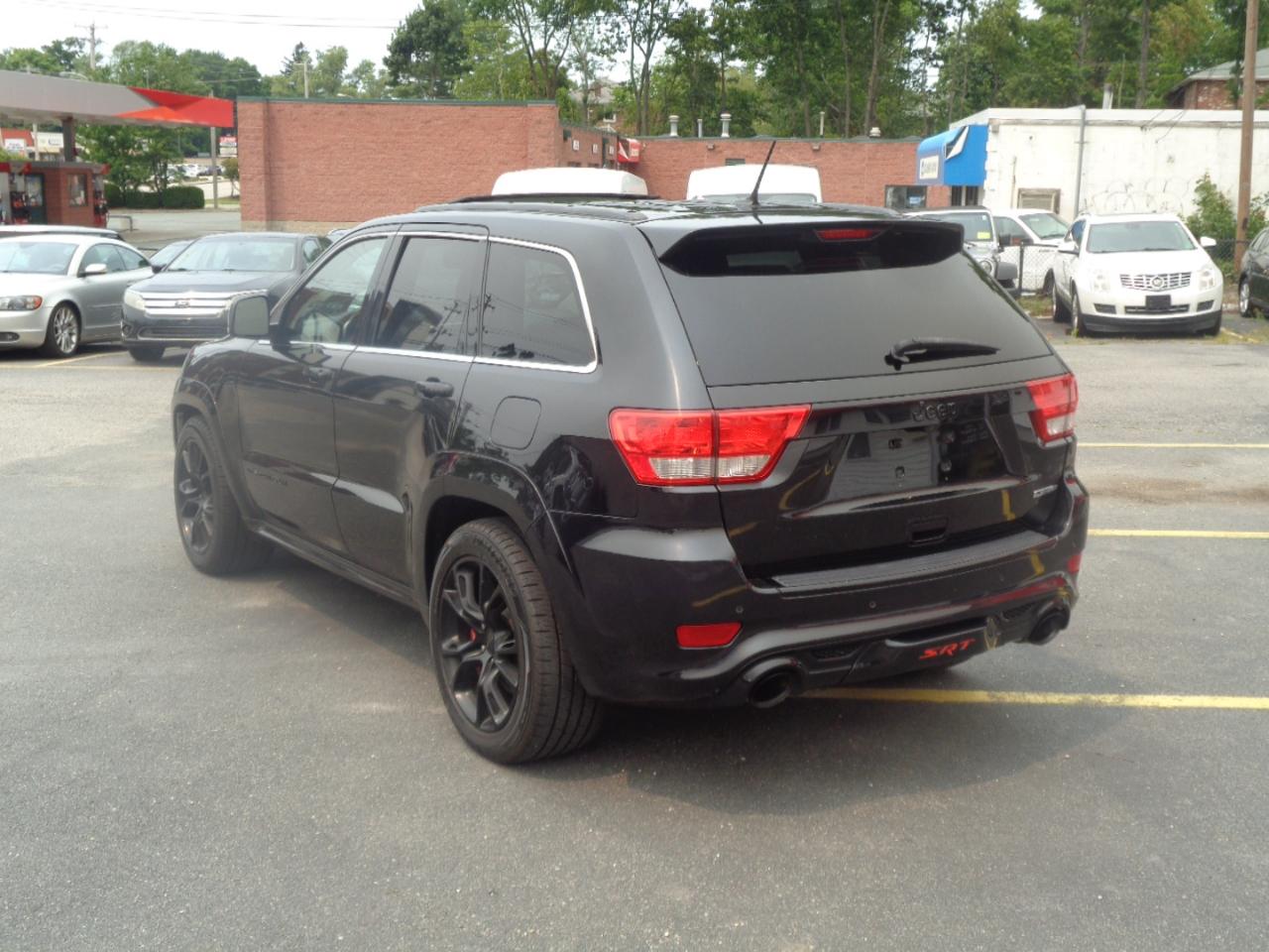 Jeep Grand Cherokee 4WD 4dr SRT8 2013