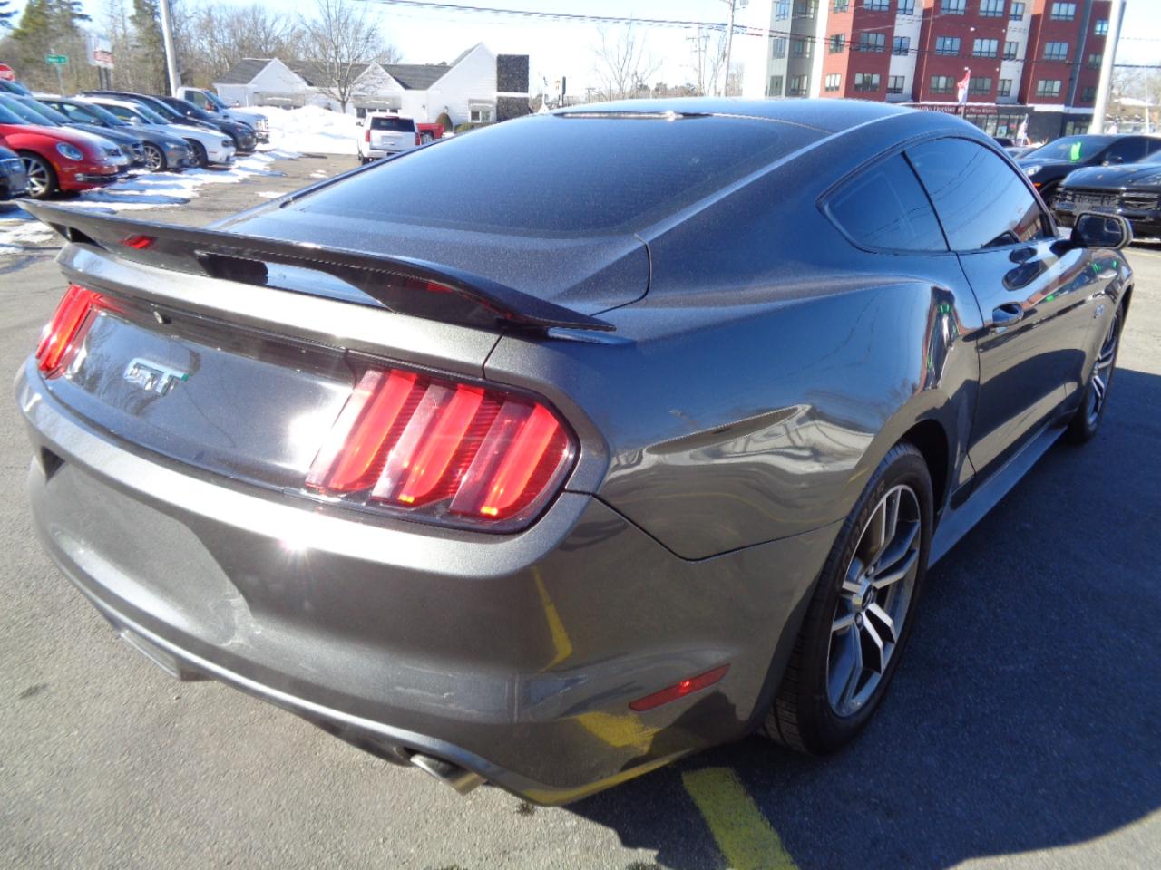 Ford Mustang 2dr Fastback GT 2016