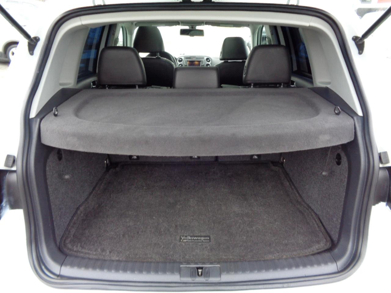 Volkswagen Tiguan 2.0T Sport FWD 2017