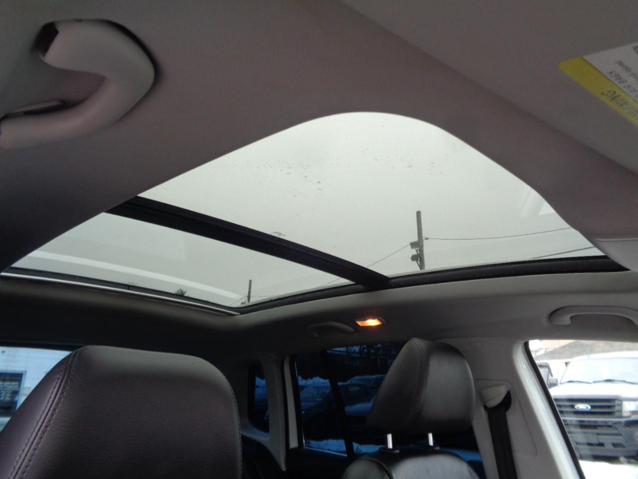 Volkswagen Tiguan 2.0T Sport FWD 2017