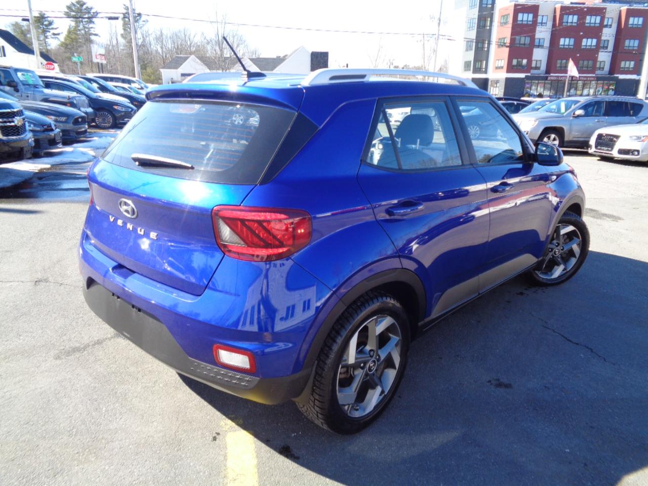 Hyundai Venue Limited IVT 2023