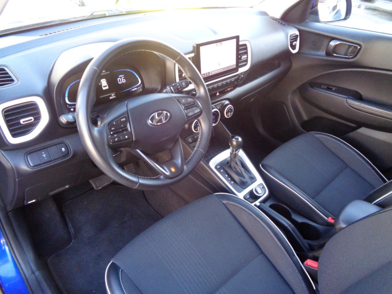 Hyundai Venue Limited IVT 2023