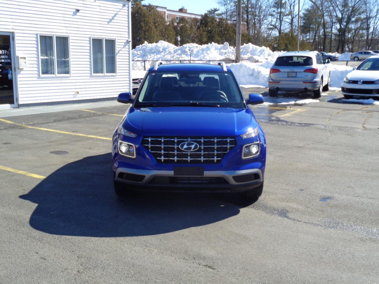 Hyundai Venue Limited IVT 2023