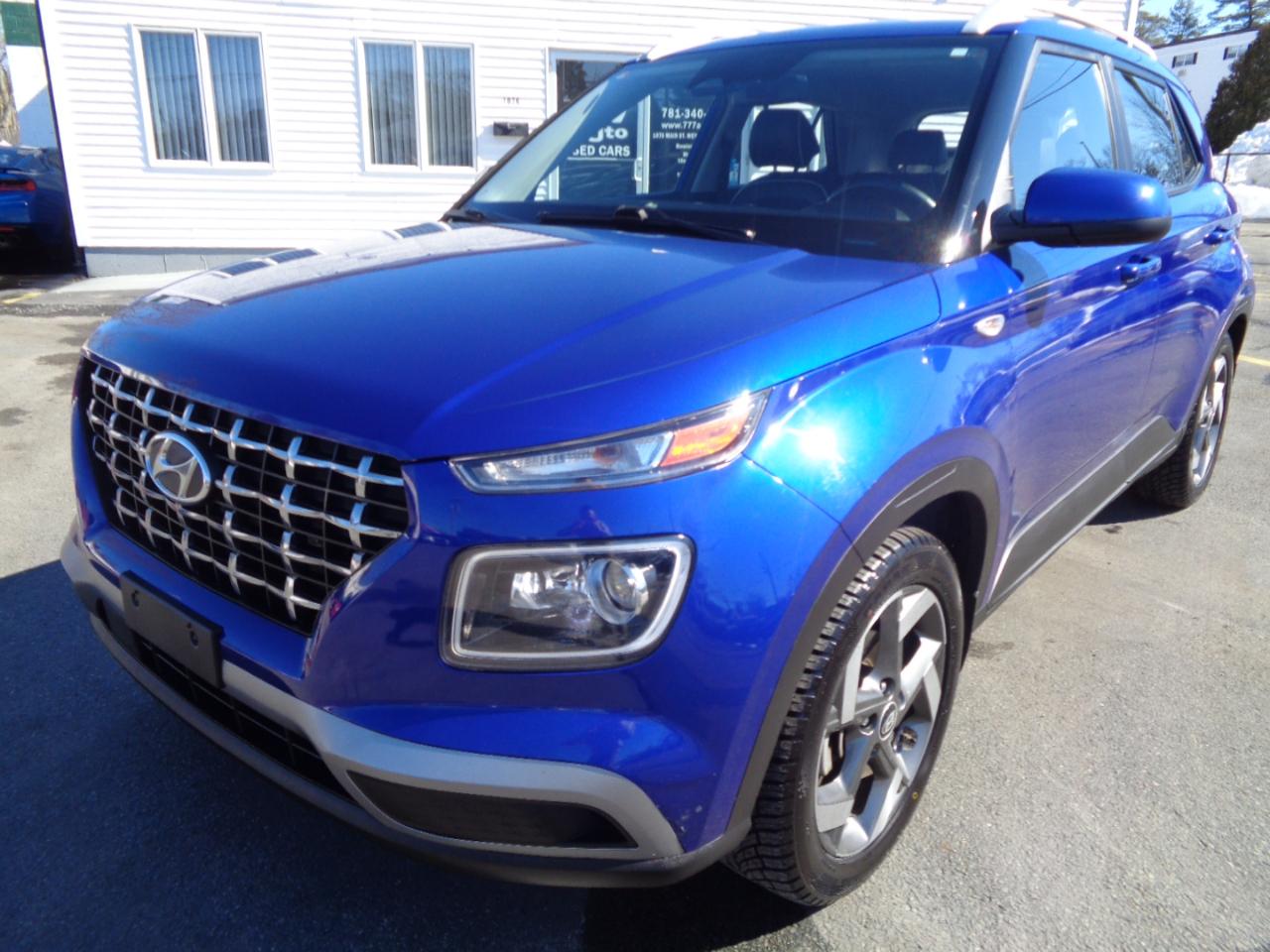 Hyundai Venue Limited IVT 2023