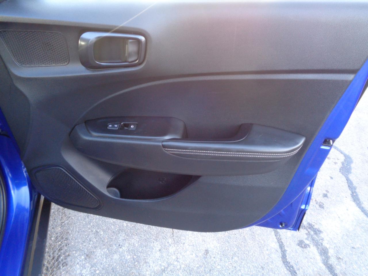 Hyundai Venue Limited IVT 2023