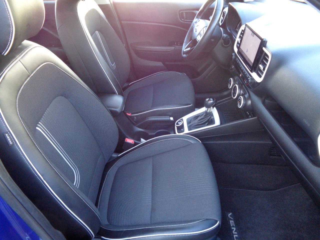 Hyundai Venue Limited IVT 2023