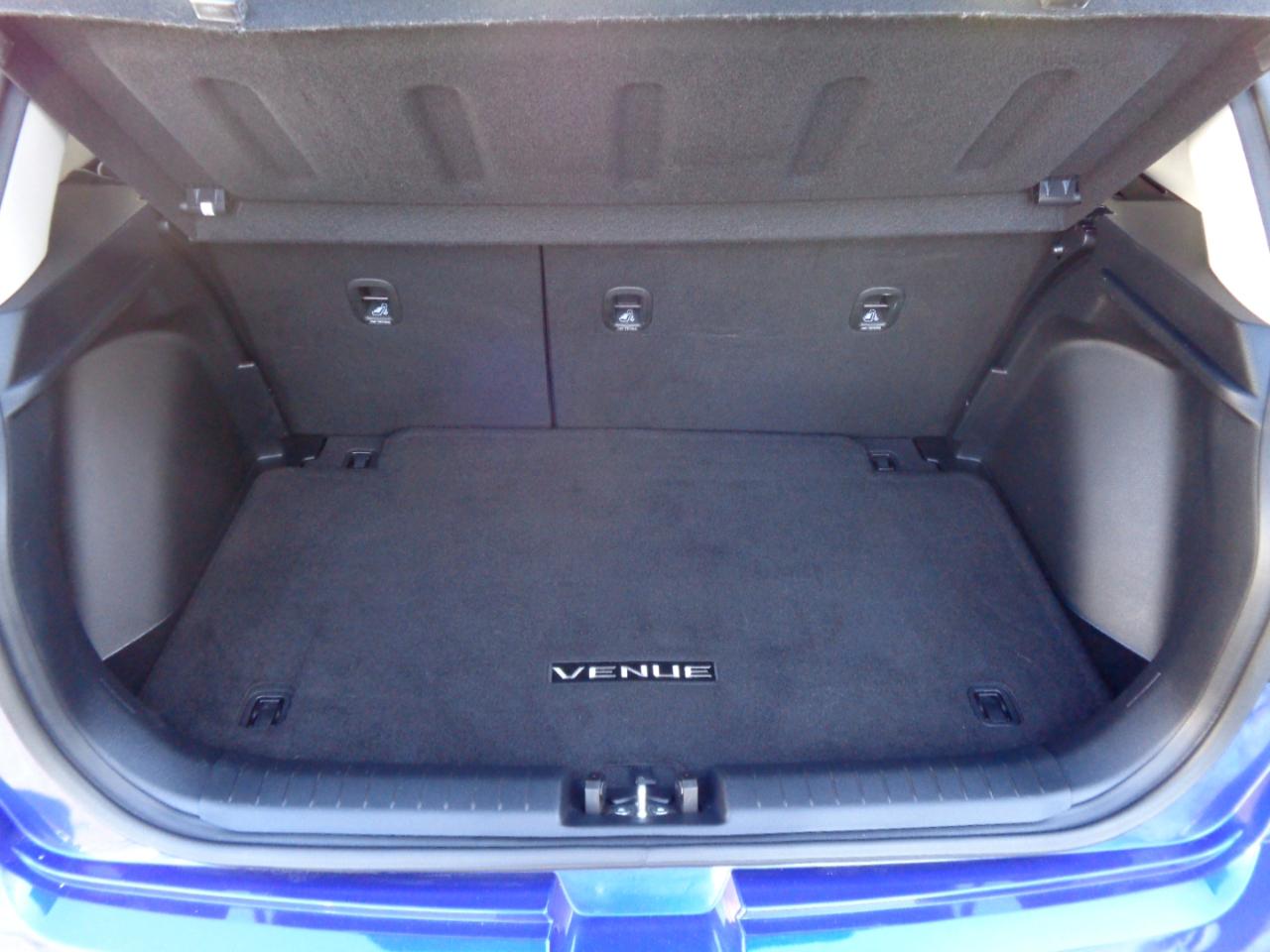 Hyundai Venue Limited IVT 2023