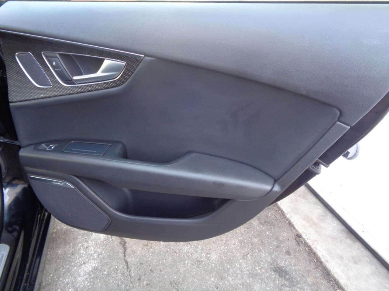 Audi S7 4dr HB Prestige 2013