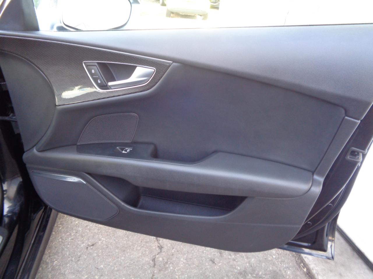 Audi S7 4dr HB Prestige 2013