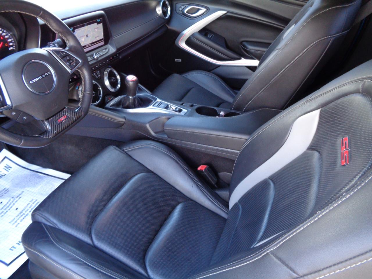 Chevrolet Camaro 2dr Cpe 2SS 2016