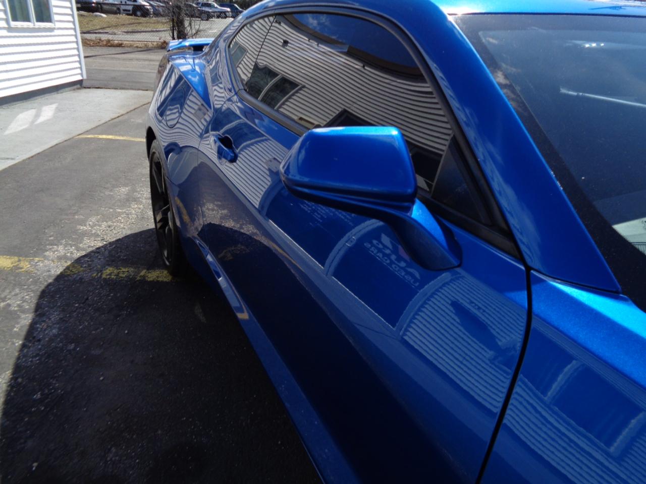 Chevrolet Camaro 2dr Cpe 2SS 2016