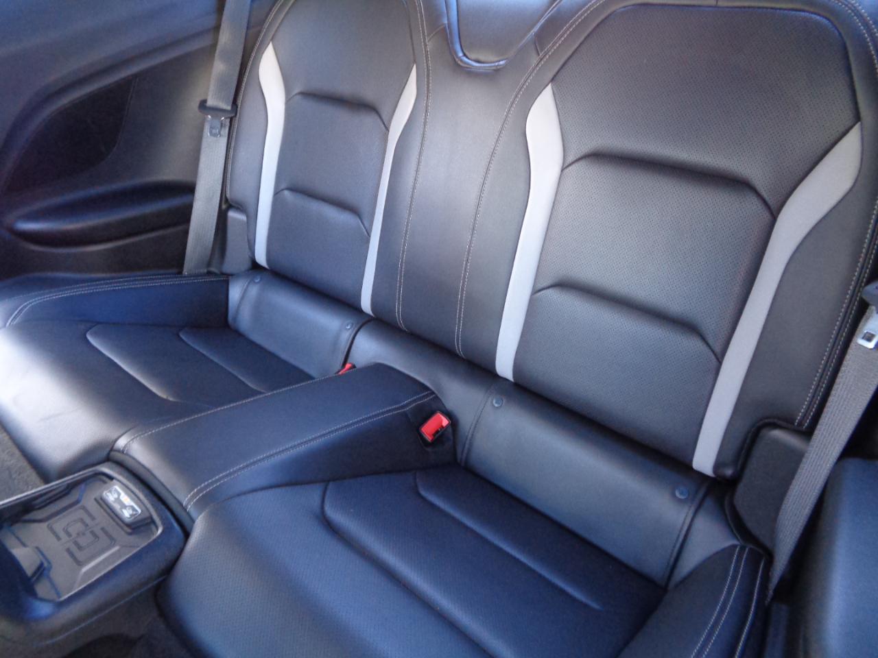 Chevrolet Camaro 2dr Cpe 2SS 2016