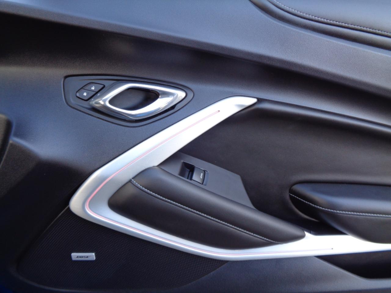 Chevrolet Camaro 2dr Cpe 2SS 2016