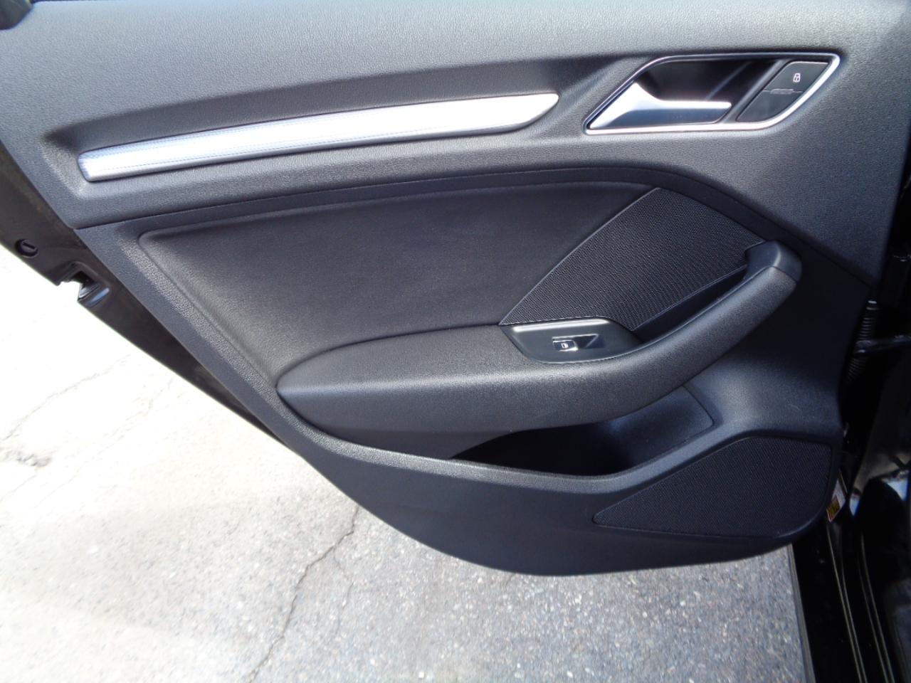 Audi A3 4dr Sdn quattro 2.0T Premium Plus 2015