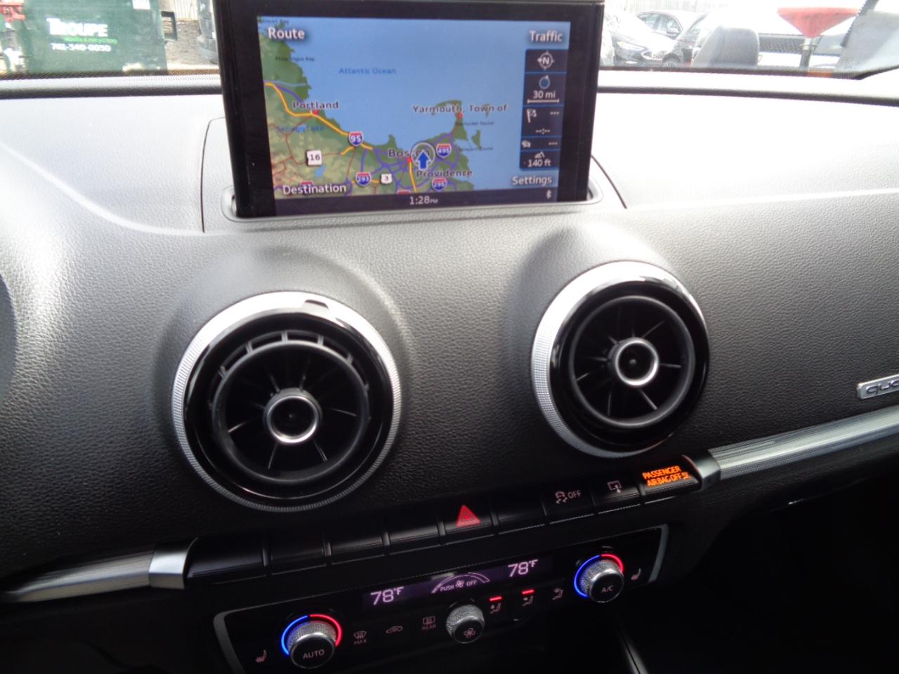 Audi A3 4dr Sdn quattro 2.0T Premium Plus 2015