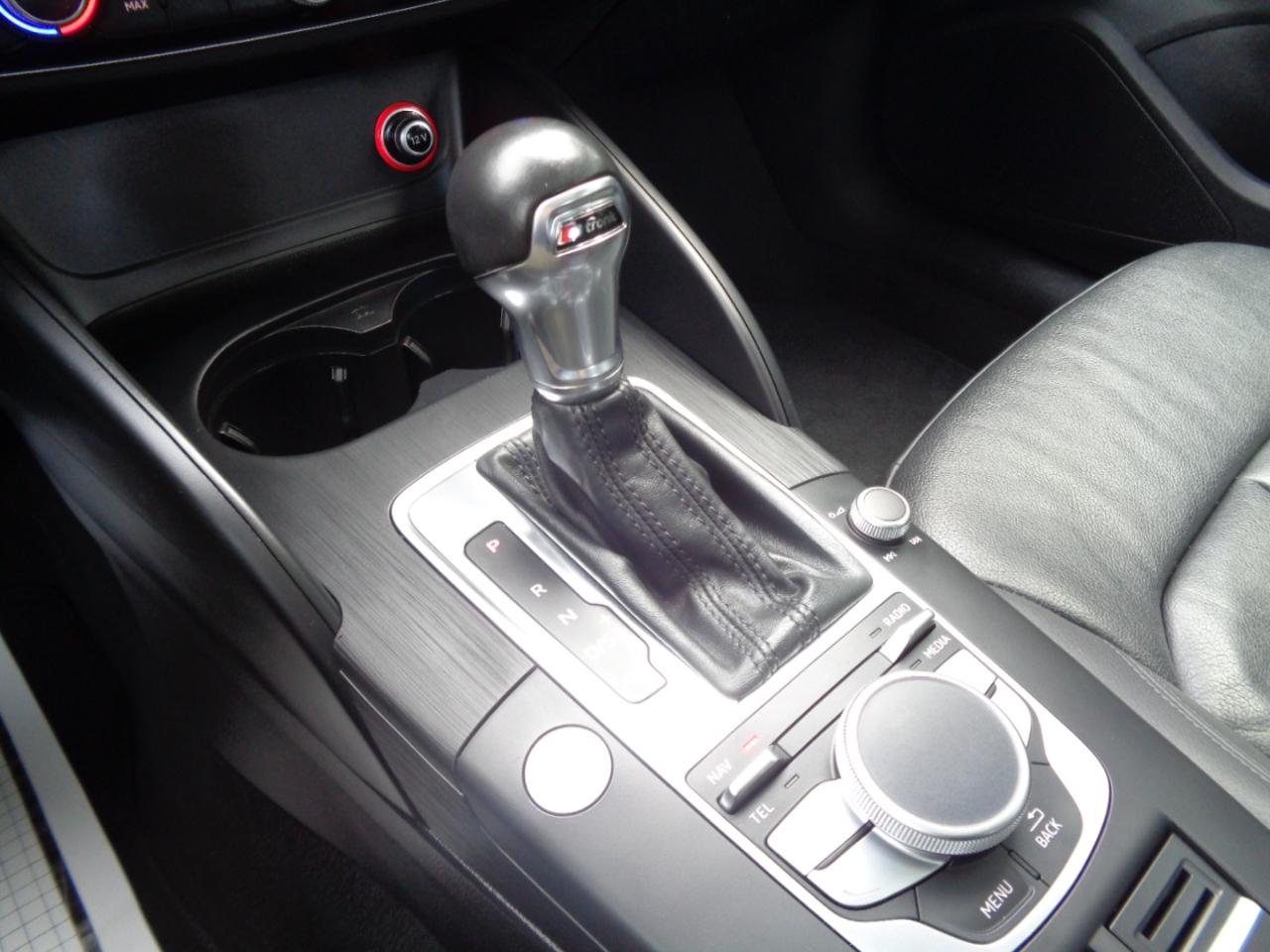 Audi A3 4dr Sdn quattro 2.0T Premium Plus 2015