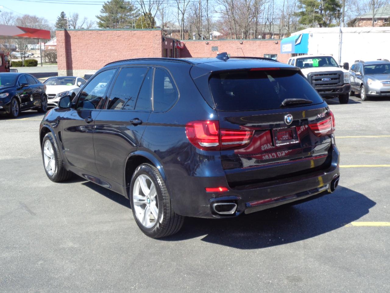 BMW X5 AWD 4dr xDrive50i 2014