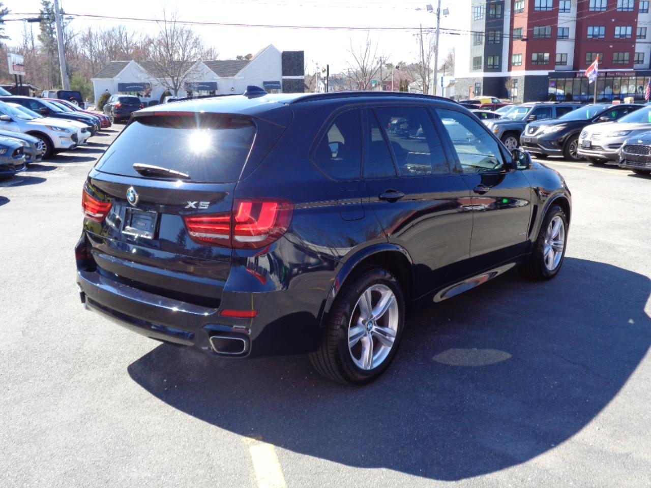 BMW X5 AWD 4dr xDrive50i 2014