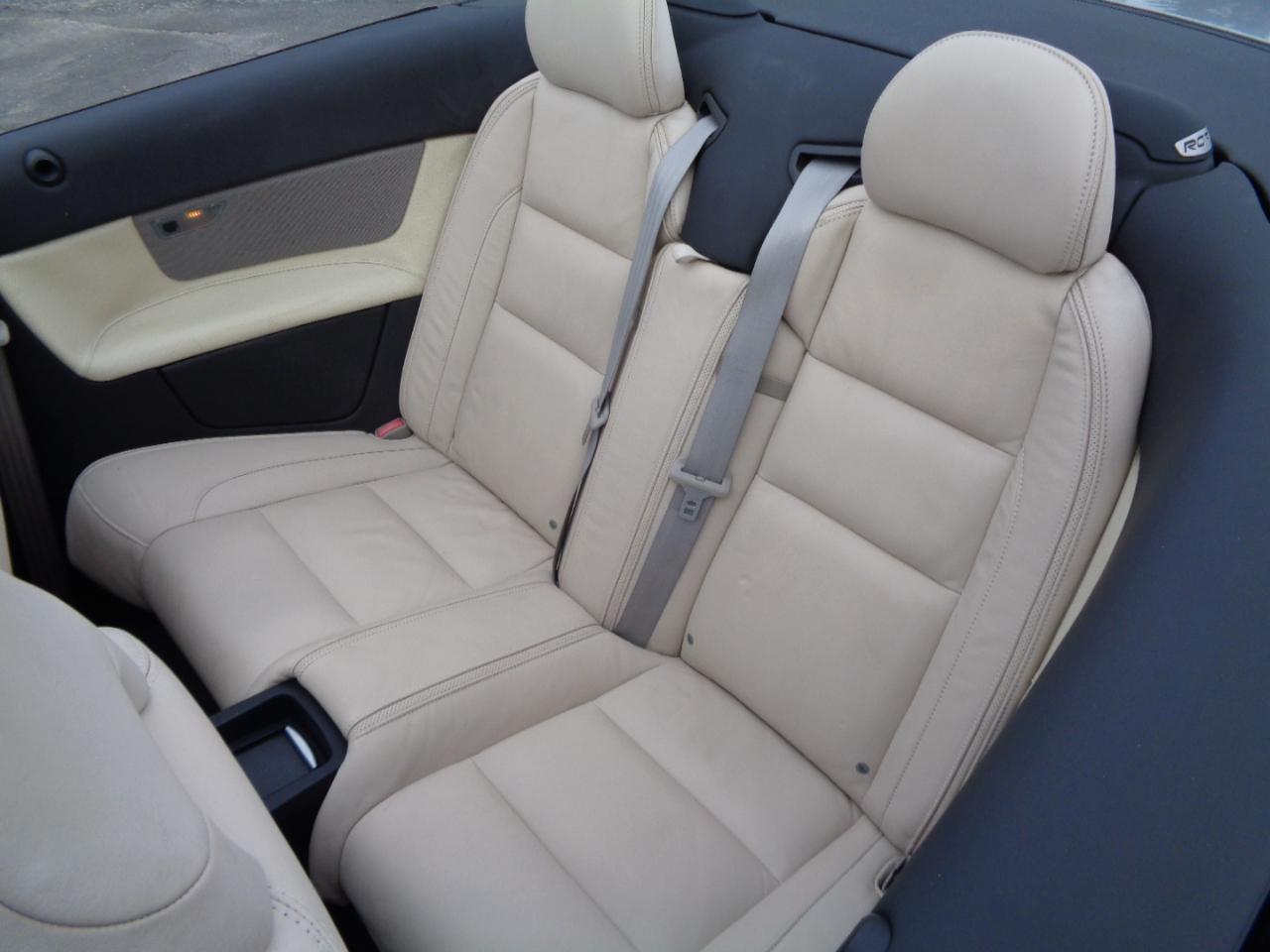 Volvo C70 2dr Conv Auto 2011