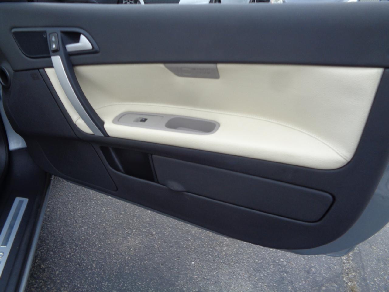 Volvo C70 2dr Conv Auto 2011