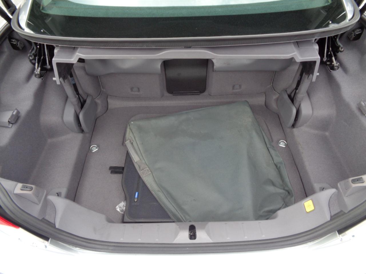 Volvo C70 2dr Conv Auto 2011