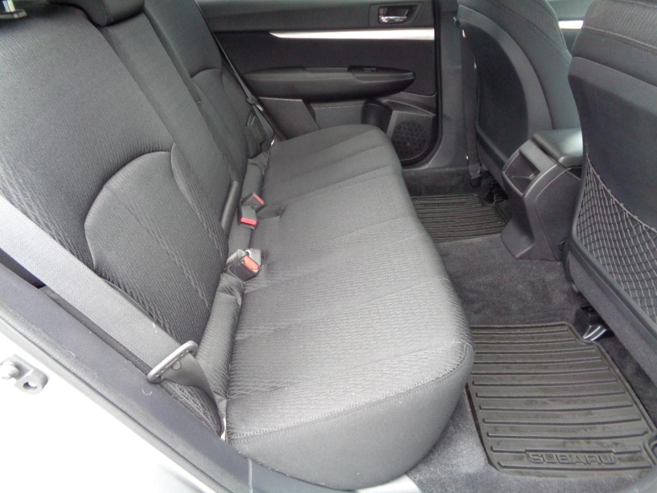 Subaru Outback 4dr Wgn H4 Auto 2.5i Premium All-Weather 2010