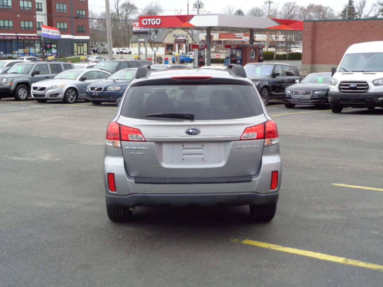 Subaru Outback 4dr Wgn H4 Auto 2.5i Premium All-Weather 2010