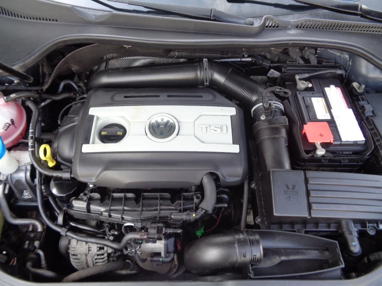 Volkswagen Eos 2dr Conv Komfort 2016