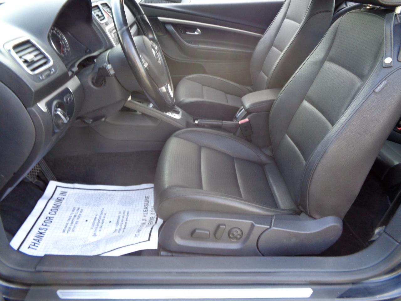 Volkswagen Eos 2dr Conv Komfort 2016