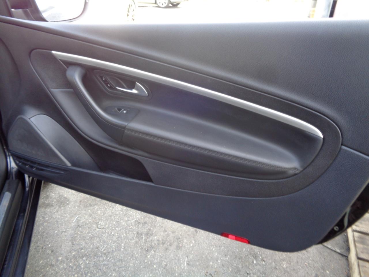 Volkswagen Eos 2dr Conv Komfort 2016