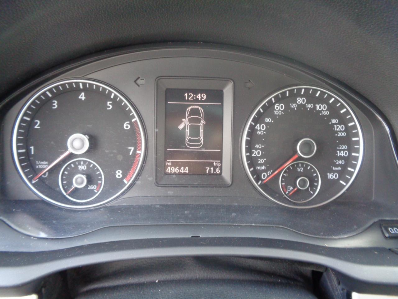 Volkswagen Eos 2dr Conv Komfort 2016