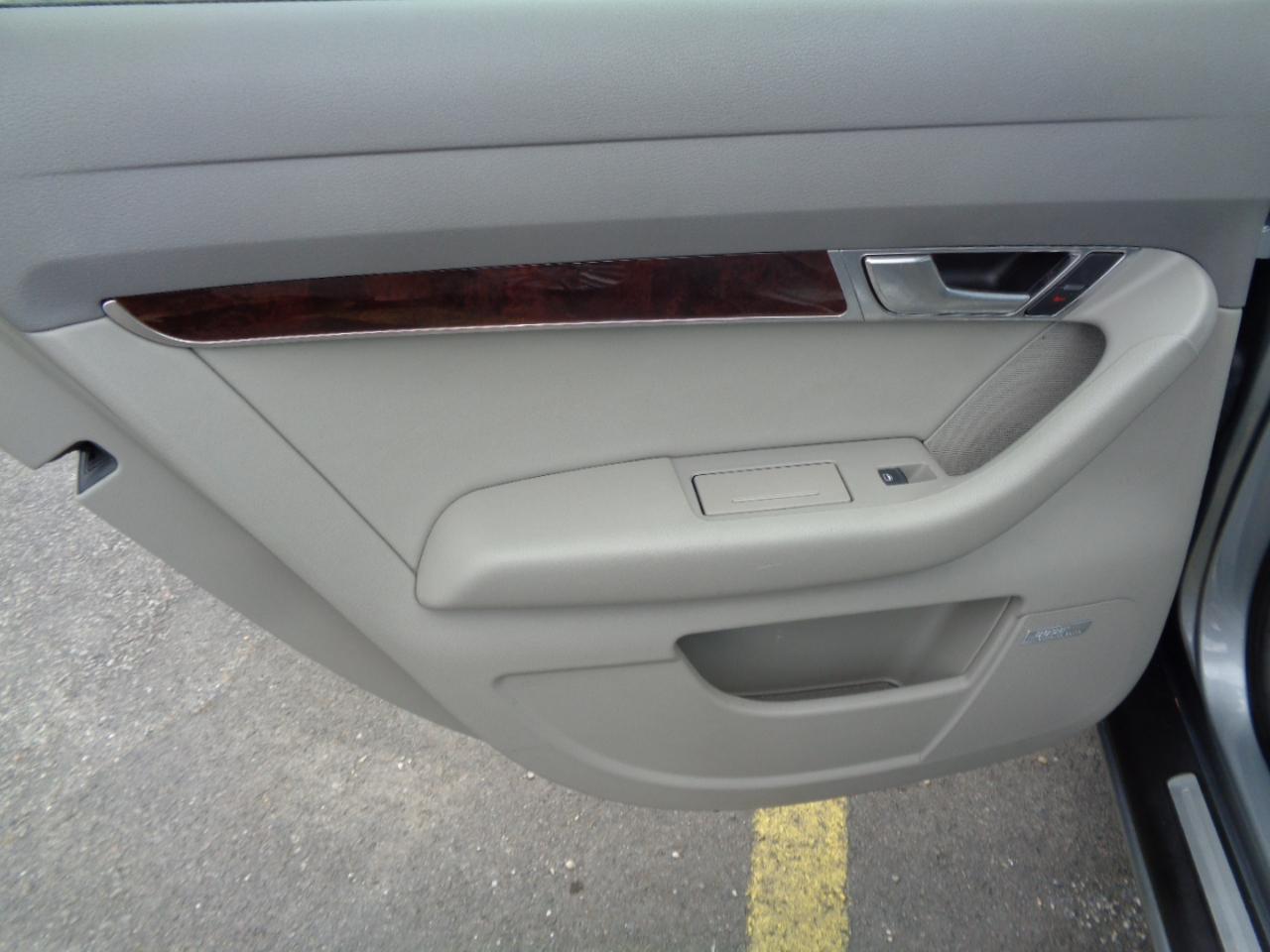 Audi A6 4dr Sdn 3.2L quattro 2007