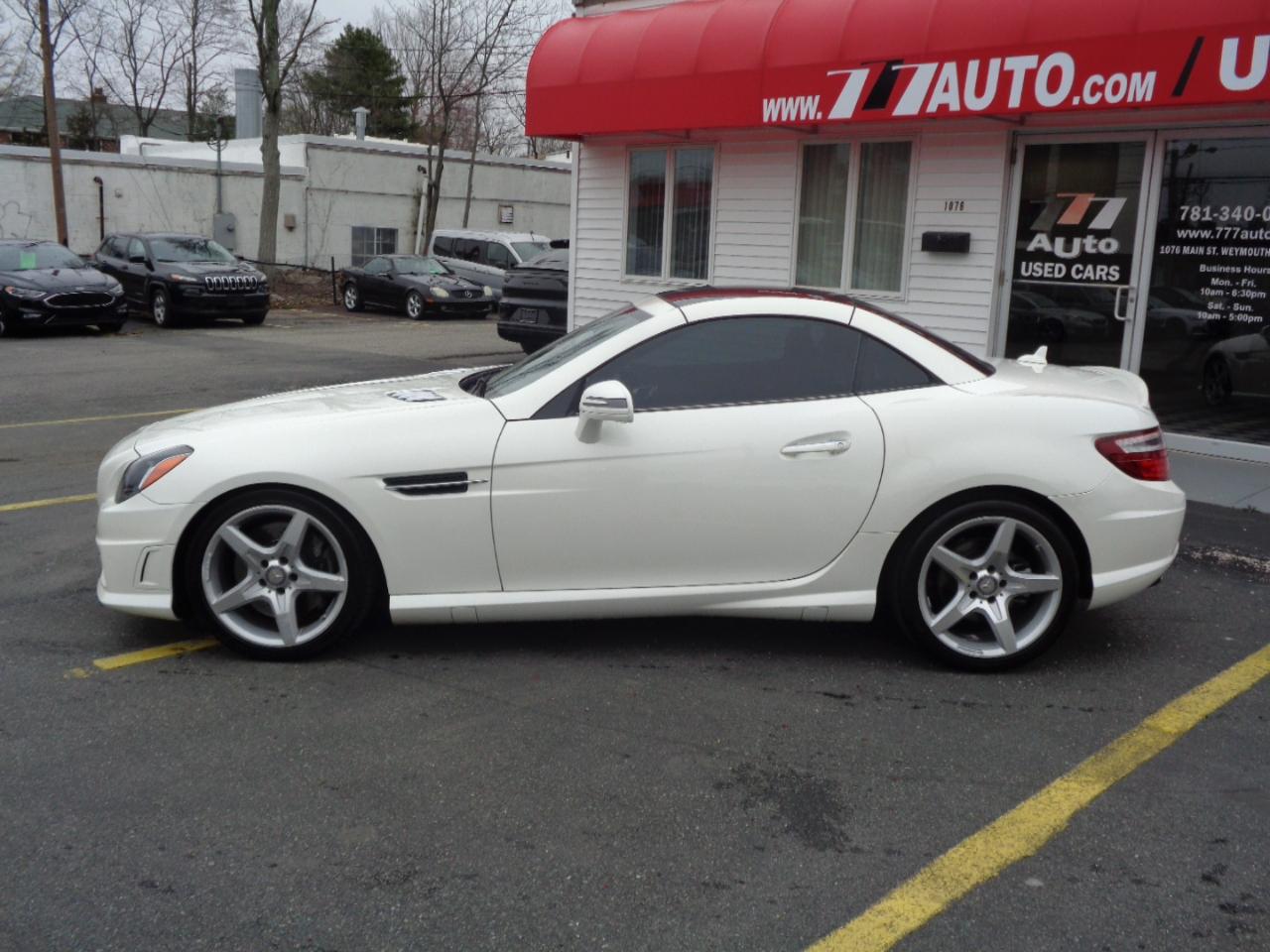 Mercedes-Benz SLK 2dr Roadster SLK 300 2016