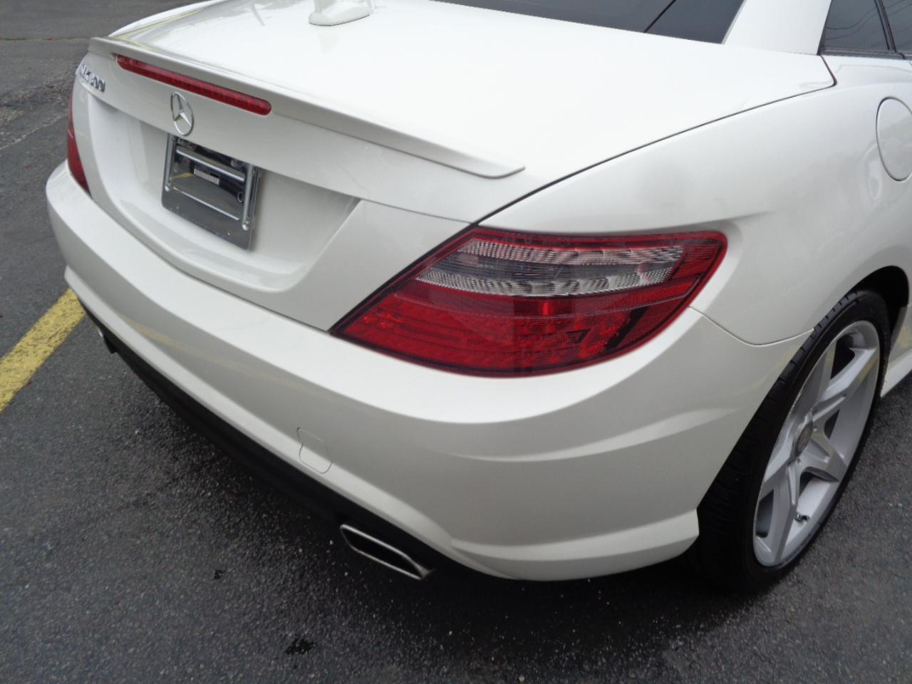 Mercedes-Benz SLK 2dr Roadster SLK 300 2016