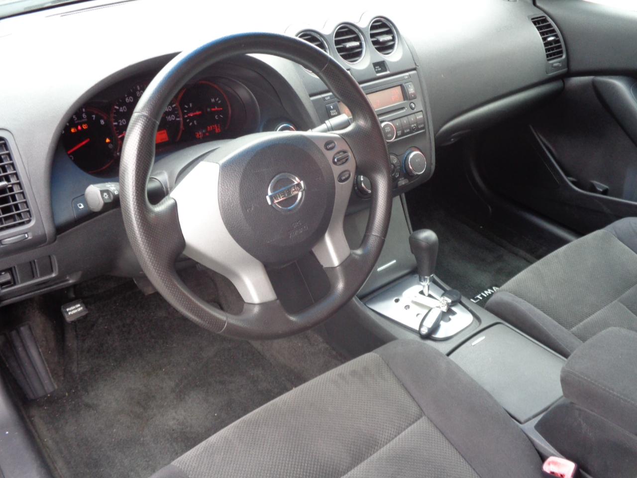 Nissan Altima 4dr Sdn I4 Auto 2.5 S 2009
