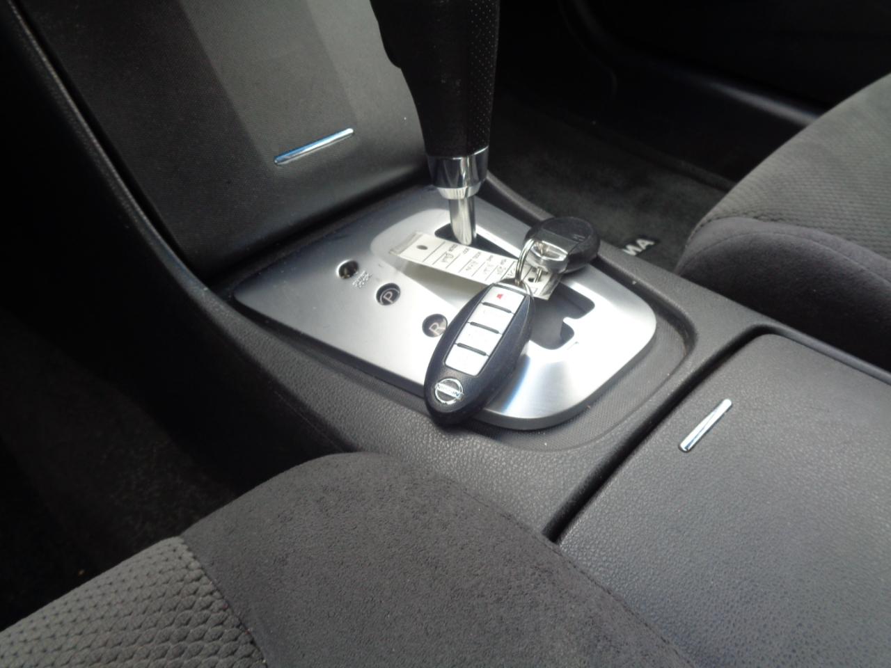 Nissan Altima 4dr Sdn I4 Auto 2.5 S 2009