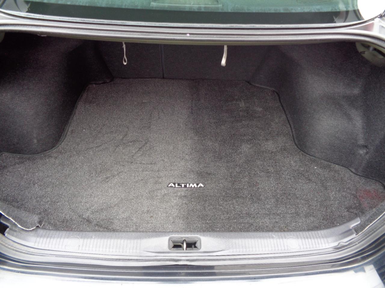 Nissan Altima 4dr Sdn I4 Auto 2.5 S 2009