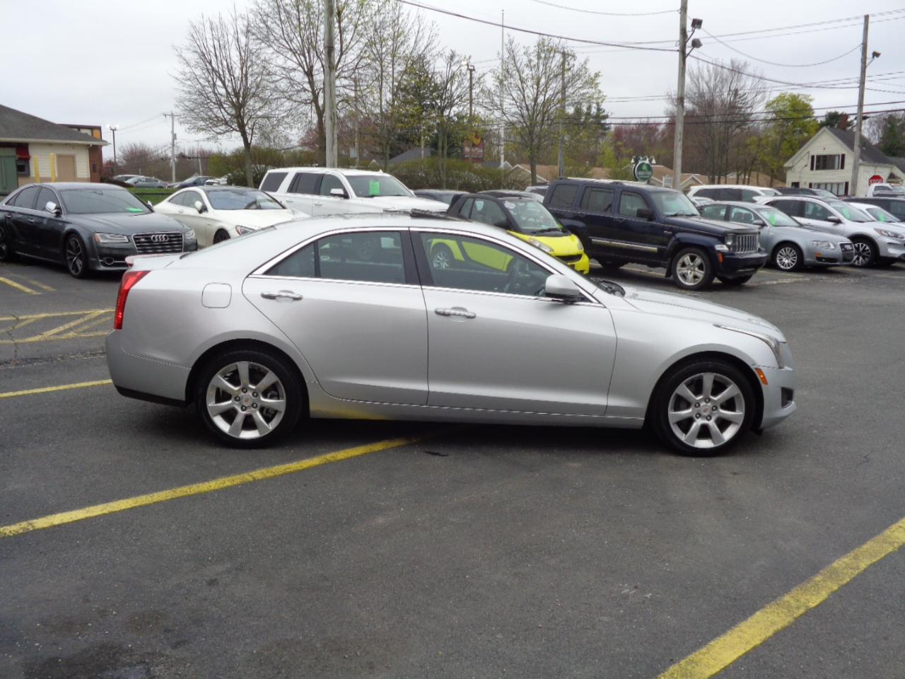 Cadillac ATS 4dr Sdn 2.0L Standard AWD 2014