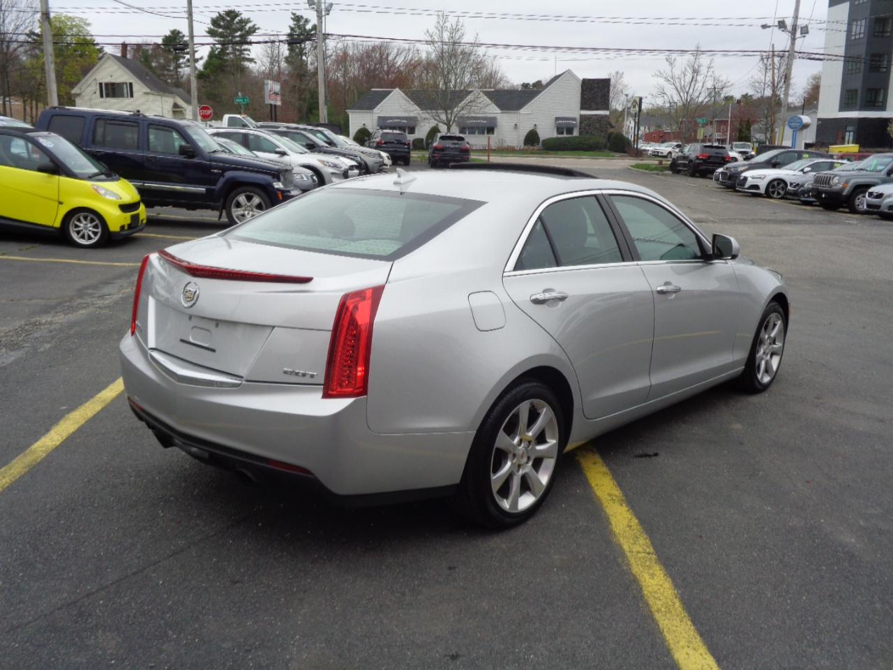 Cadillac ATS 4dr Sdn 2.0L Standard AWD 2014