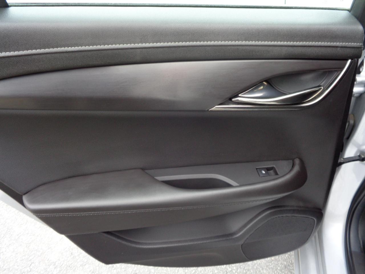 Cadillac ATS 4dr Sdn 2.0L Standard AWD 2014