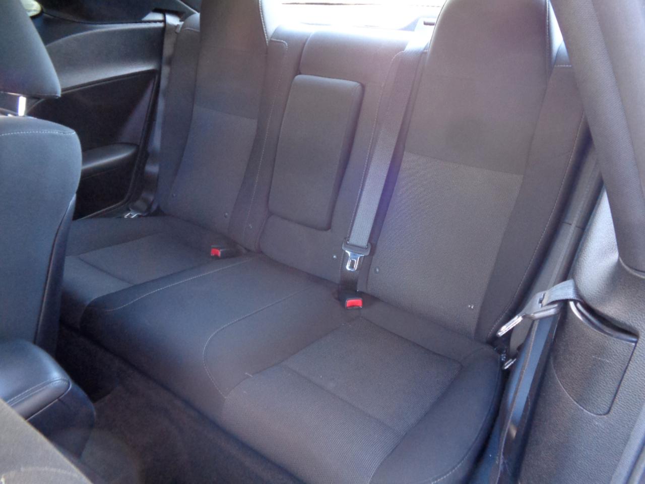 Dodge Challenger 2dr Cpe R/T Scat Pack 2016