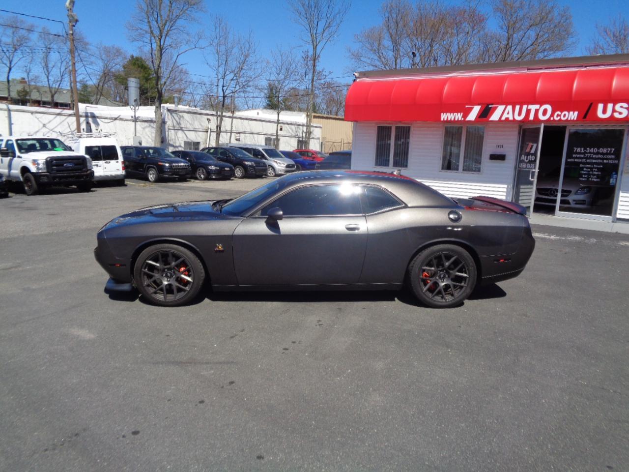 Dodge Challenger 2dr Cpe R/T Scat Pack 2016