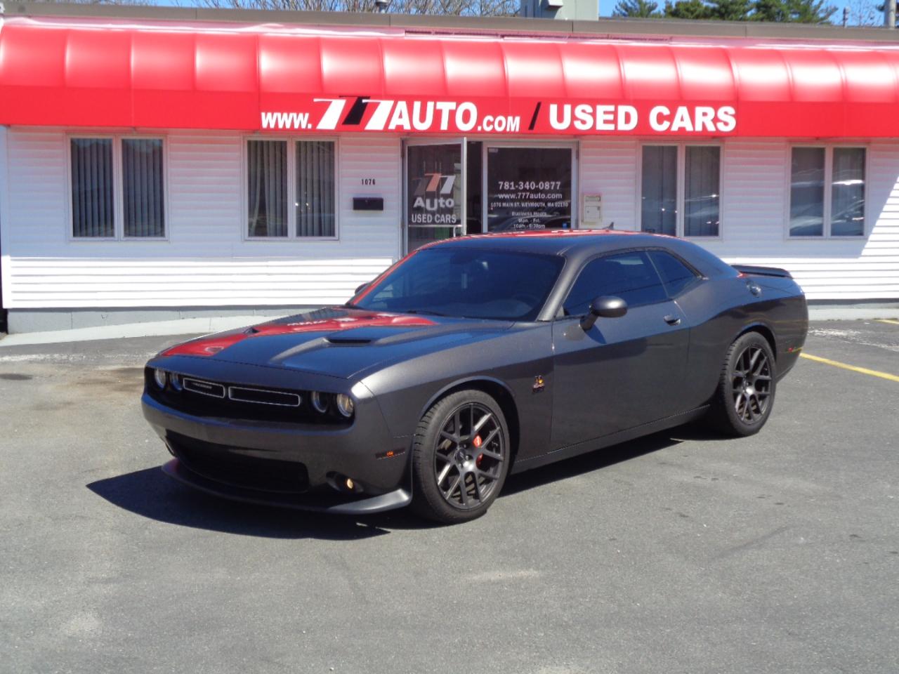 Dodge Challenger 2dr Cpe R/T Scat Pack 2016