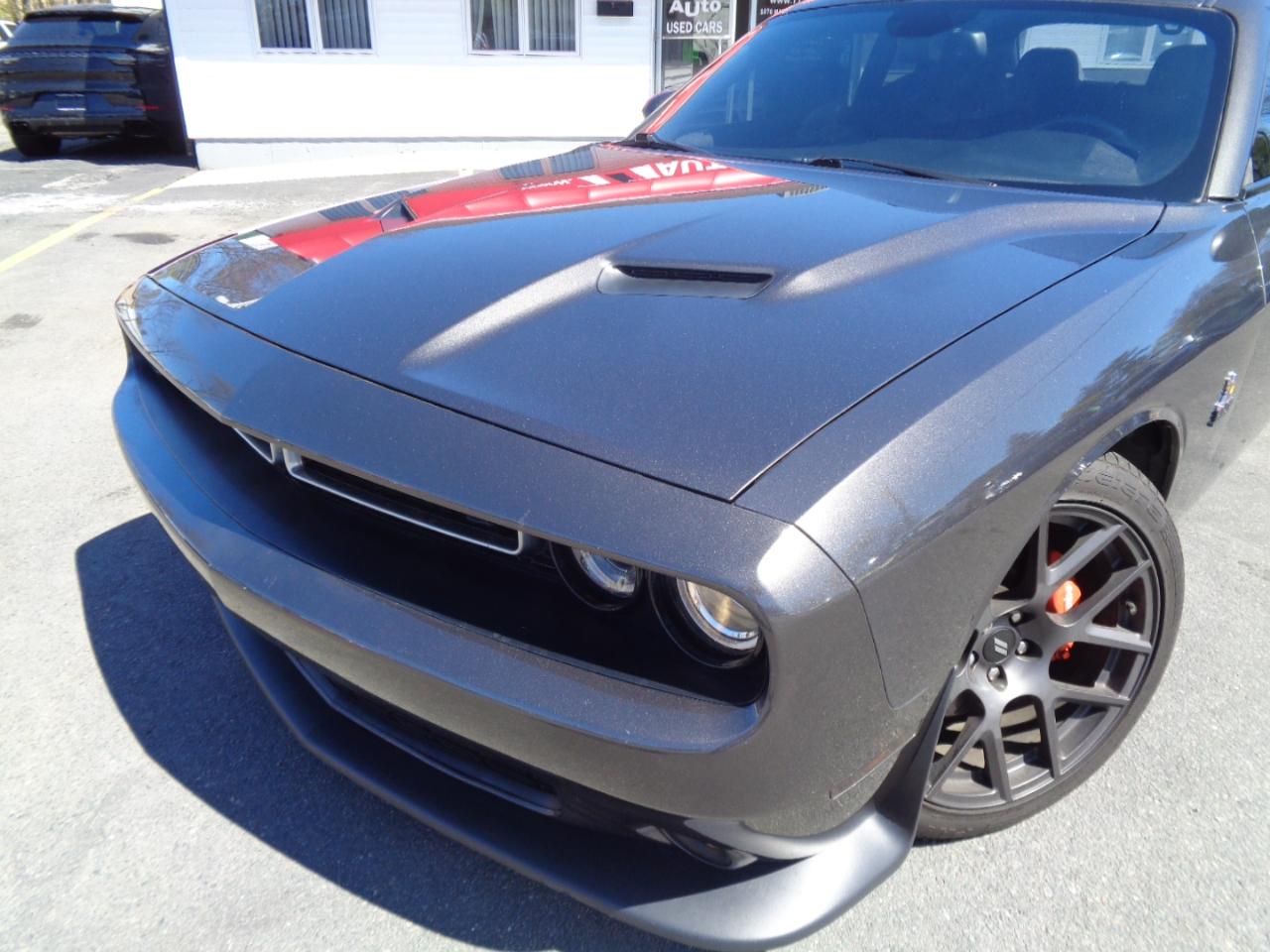 Dodge Challenger 2dr Cpe R/T Scat Pack 2016